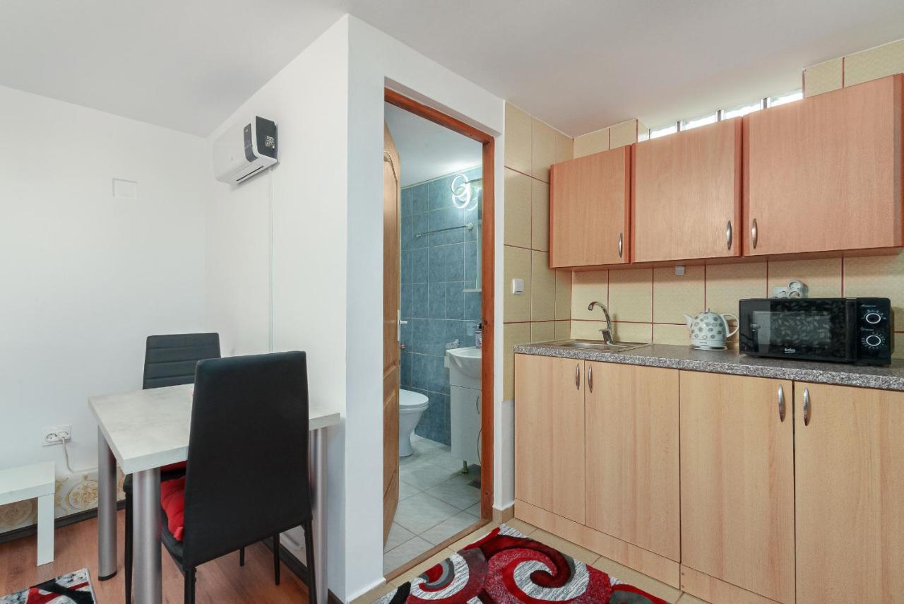 Stone Gate Apartment #3 Bukurešť Exteriér fotografie