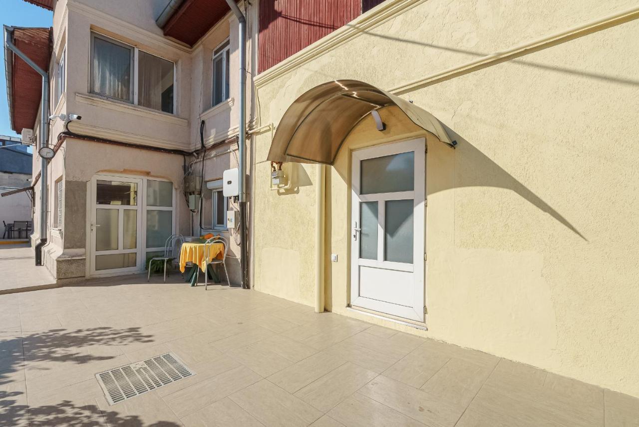 Stone Gate Apartment #3 Bukurešť Exteriér fotografie